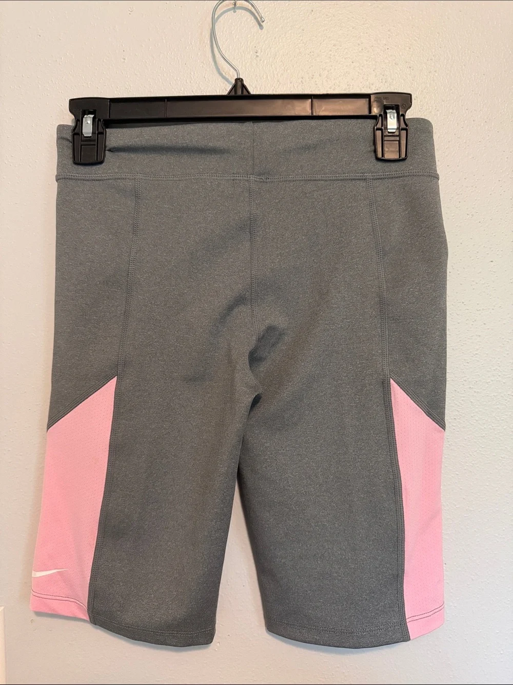 Nike stretchy gray